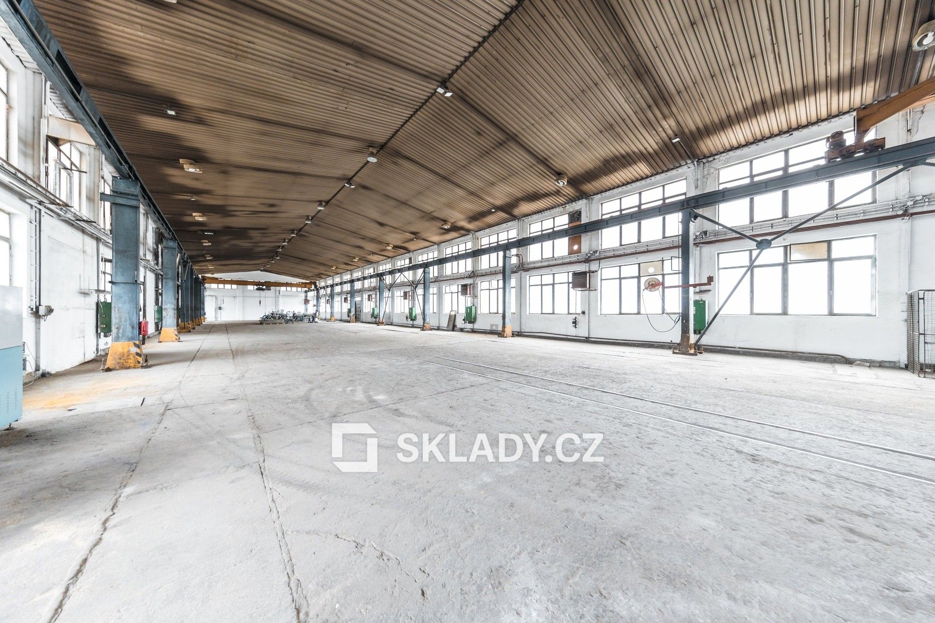 Sklady, Ústí nad Labem, 1 450 m²