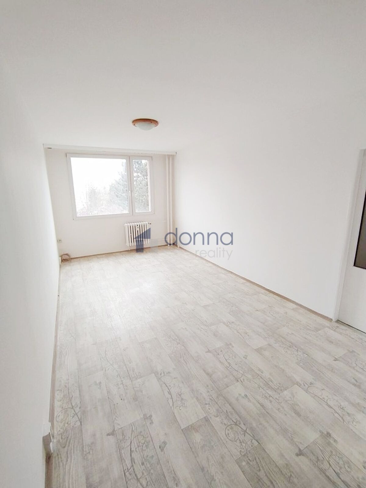 Pronájem byt 2+kk - Podjavorinské, Praha, 43 m²