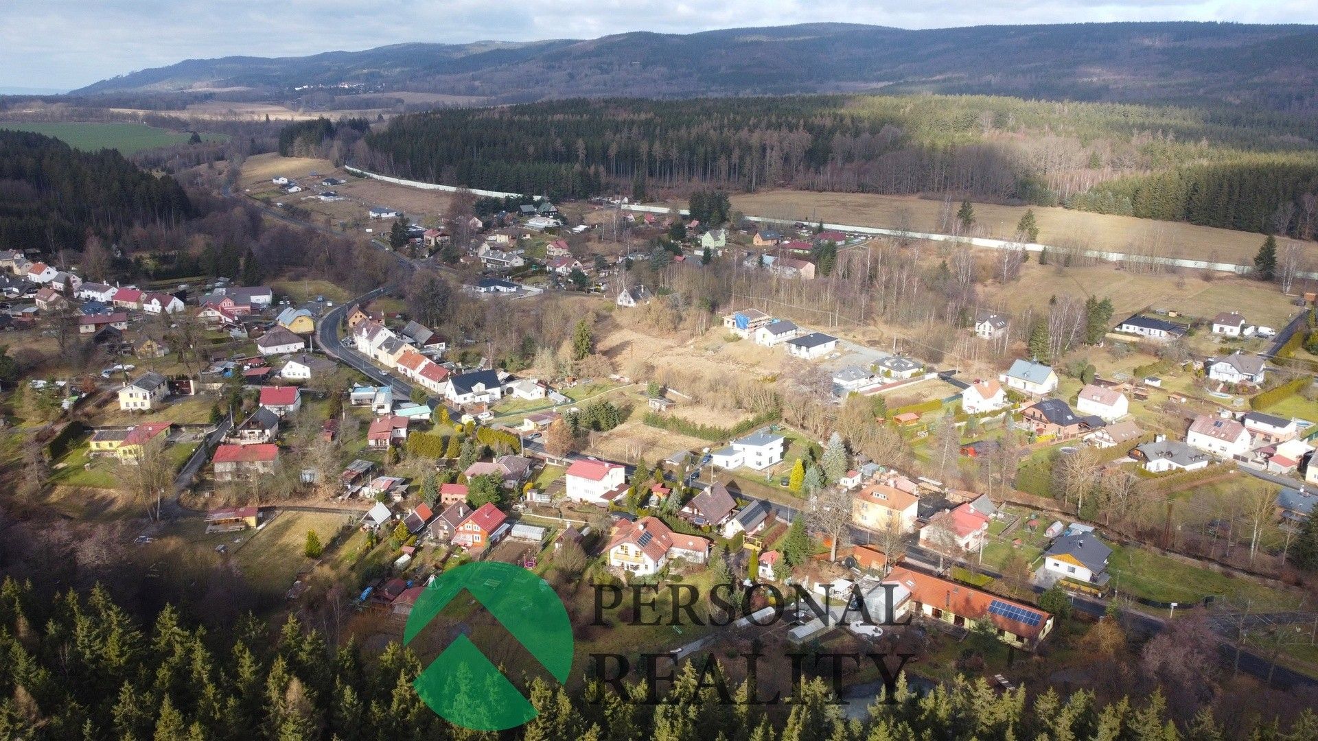 Prodej pozemek pro bydlení - Kynžvartská, Valy, 1 003 m²