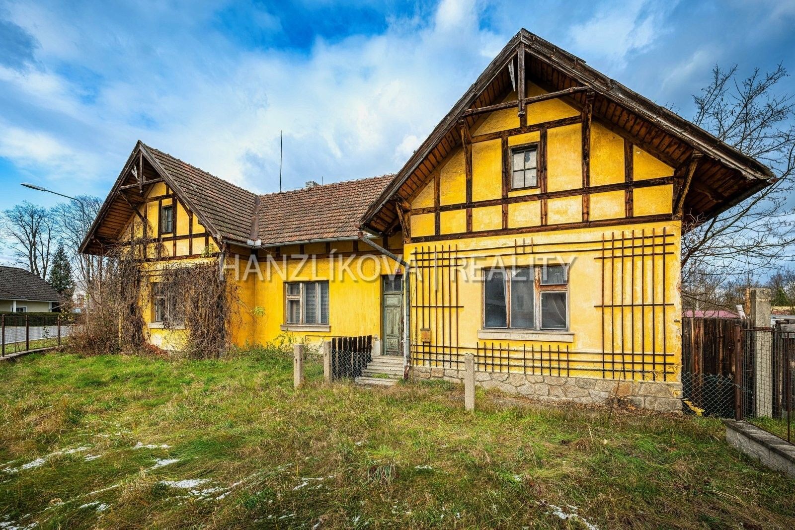 Rodinné domy, Pražská, Suchdol nad Lužnicí, 940 m²
