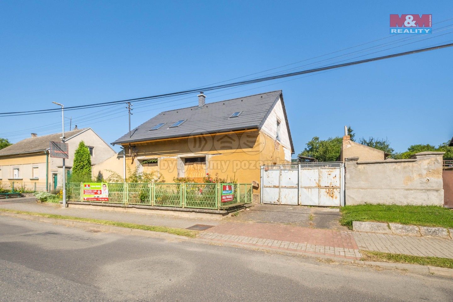 Prodej rodinný dům - Řisuty, 225 m²