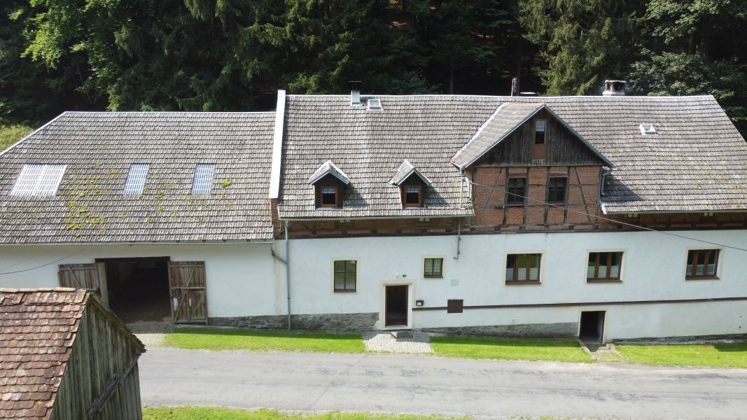 Prodej rodinný dům - Zuklín, Strašín, 600 m²