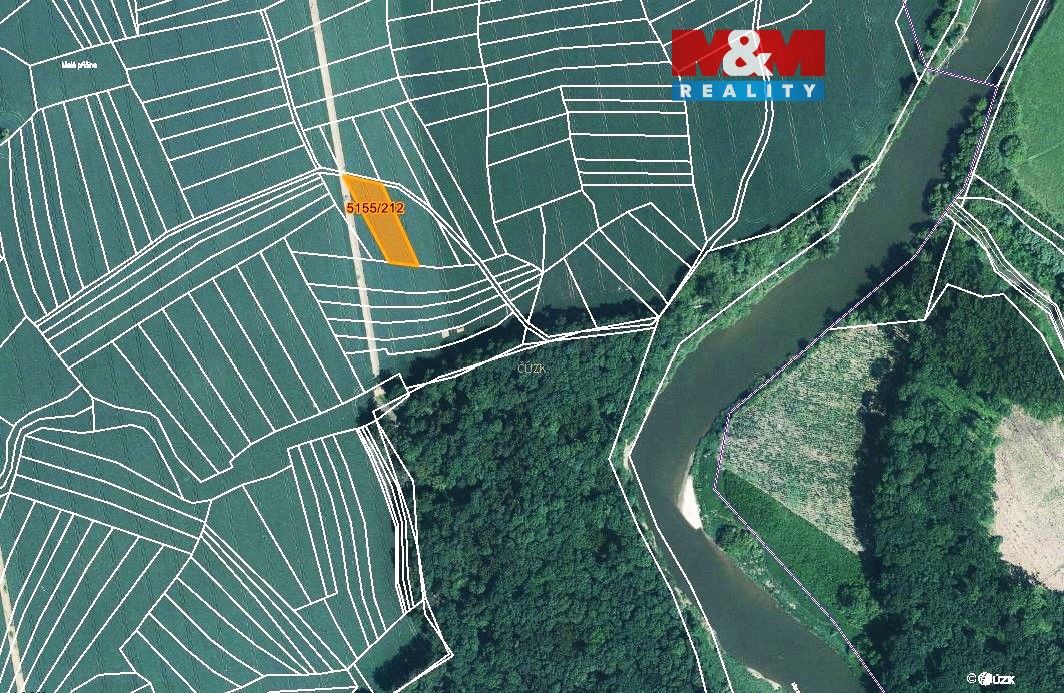 Pozemky pro bydlení, Vracov, 696 42