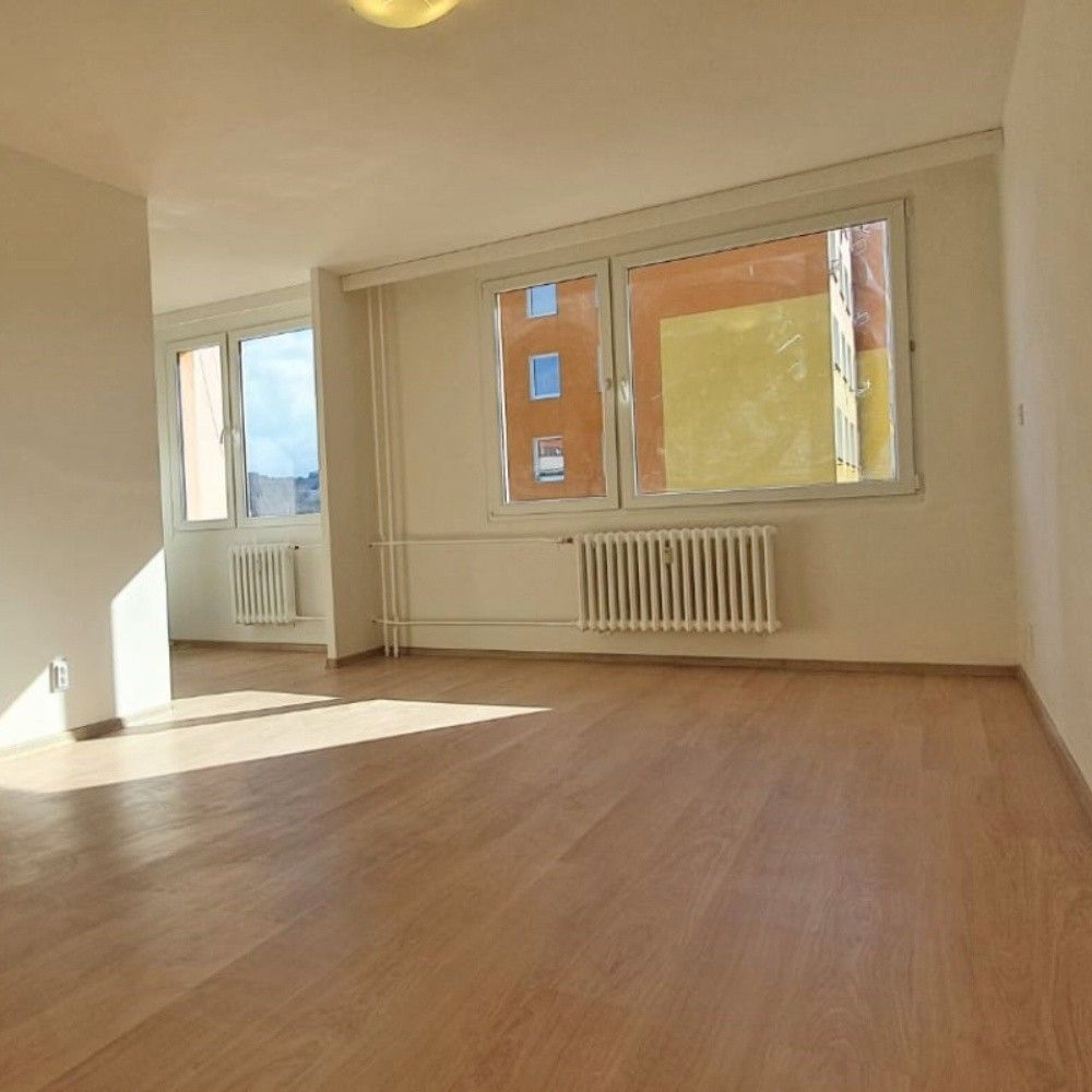 Pronájem byt 1+1 - Králův Dvůr u Berouna, 267 01, 40 m²