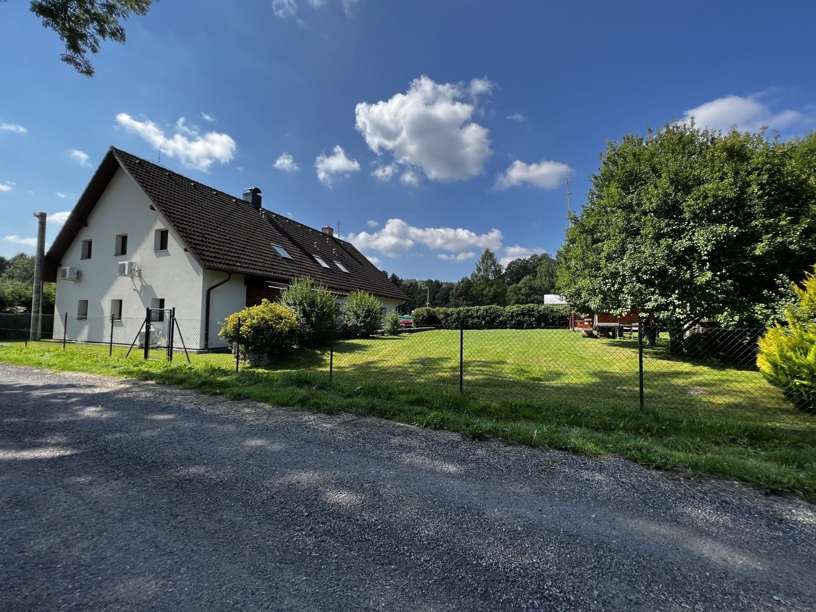 Ubytovací zařízení, Bližší Lhota, Horní Planá, 257 m²