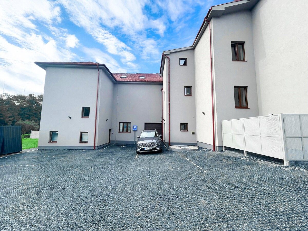 Byty, Světlá nad Sázavou, 582 91