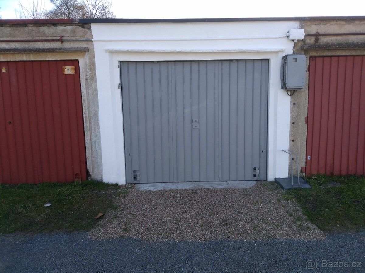 Garáže, Býkev, 276 01