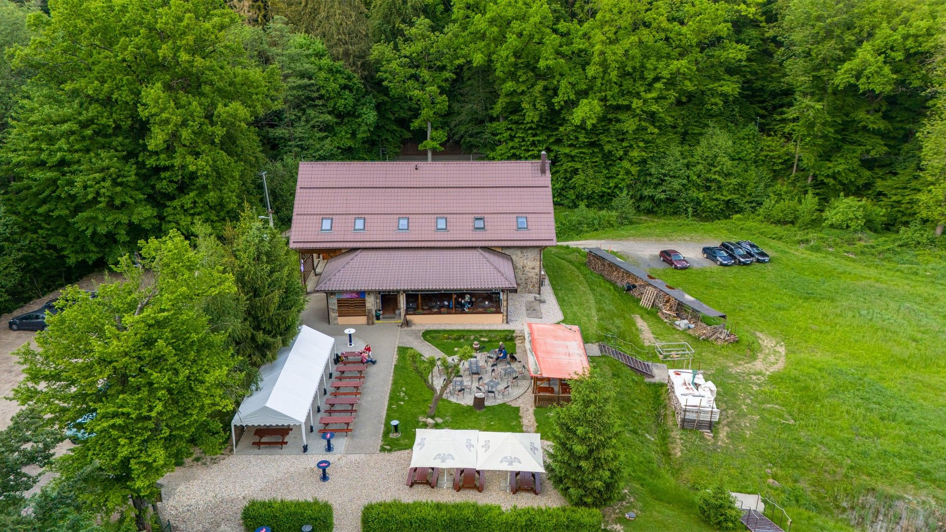 Prodej ubytovací zařízení - Břestek, 384 m²