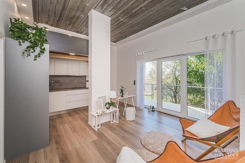 1+kk, Zelená, Hradec Králové, 33 m²