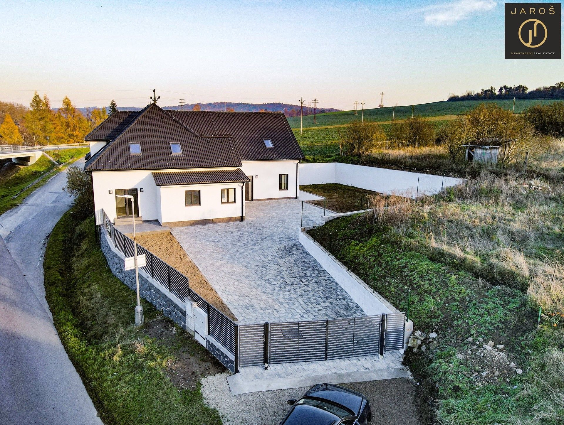 Prodej rodinný dům - Rozdělov, Chyňava, 360 m²