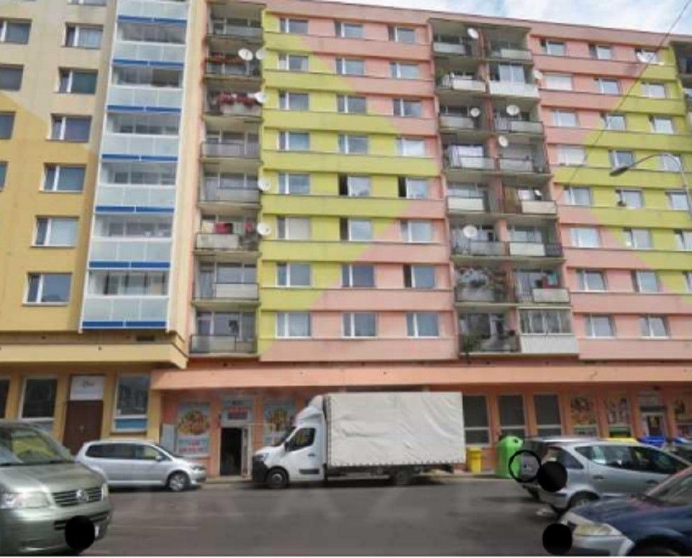 Prodej byt 1+1 - Karolíny Světlé, Chomutov, 37 m²