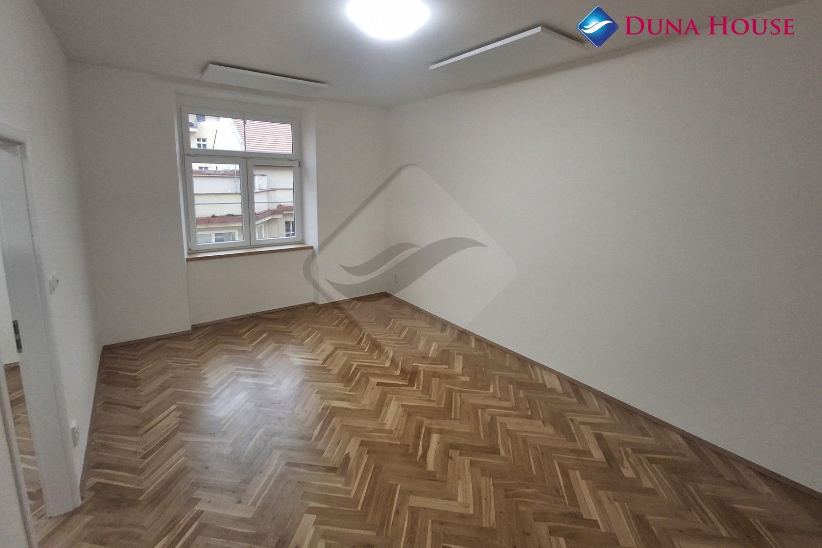 Prodej byt 2+kk - Dělnická, Praha, 52 m²