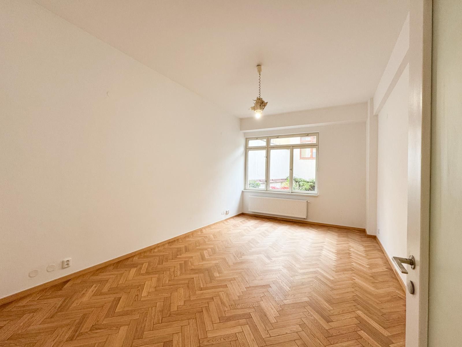 Pronájem byt 1+1 - Londýnská, Praha, 58 m²