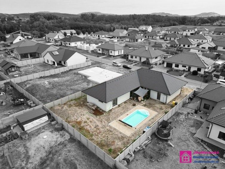 Rodinné domy, Břízová, Březí, 203 m²