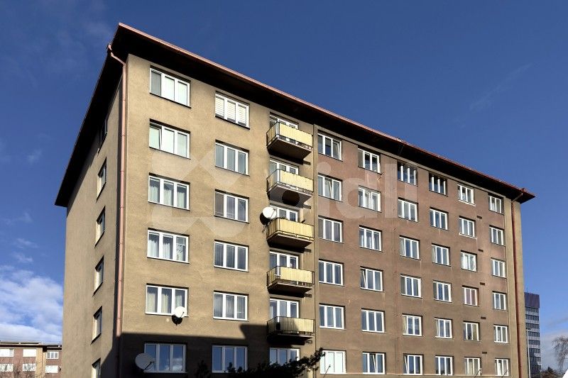 2+1, Kavkazská, Praha, 53 m²