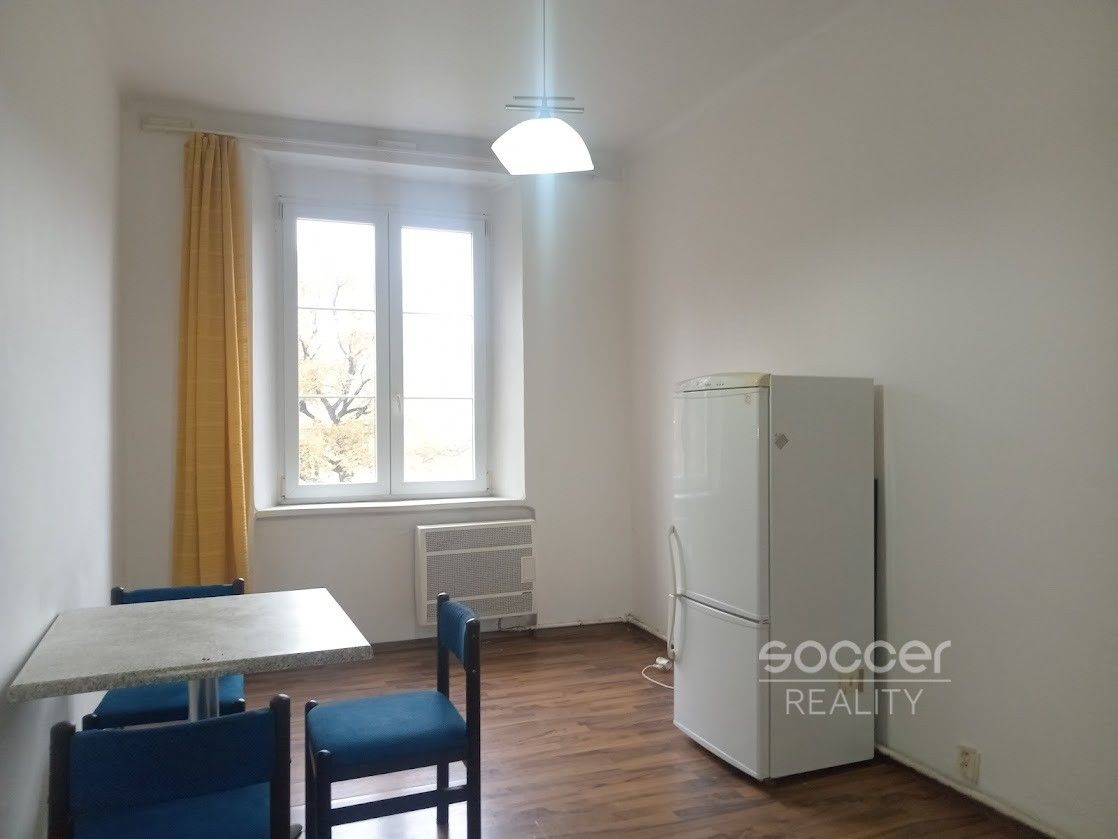 2+kk, Gutova, Praha, 36 m²