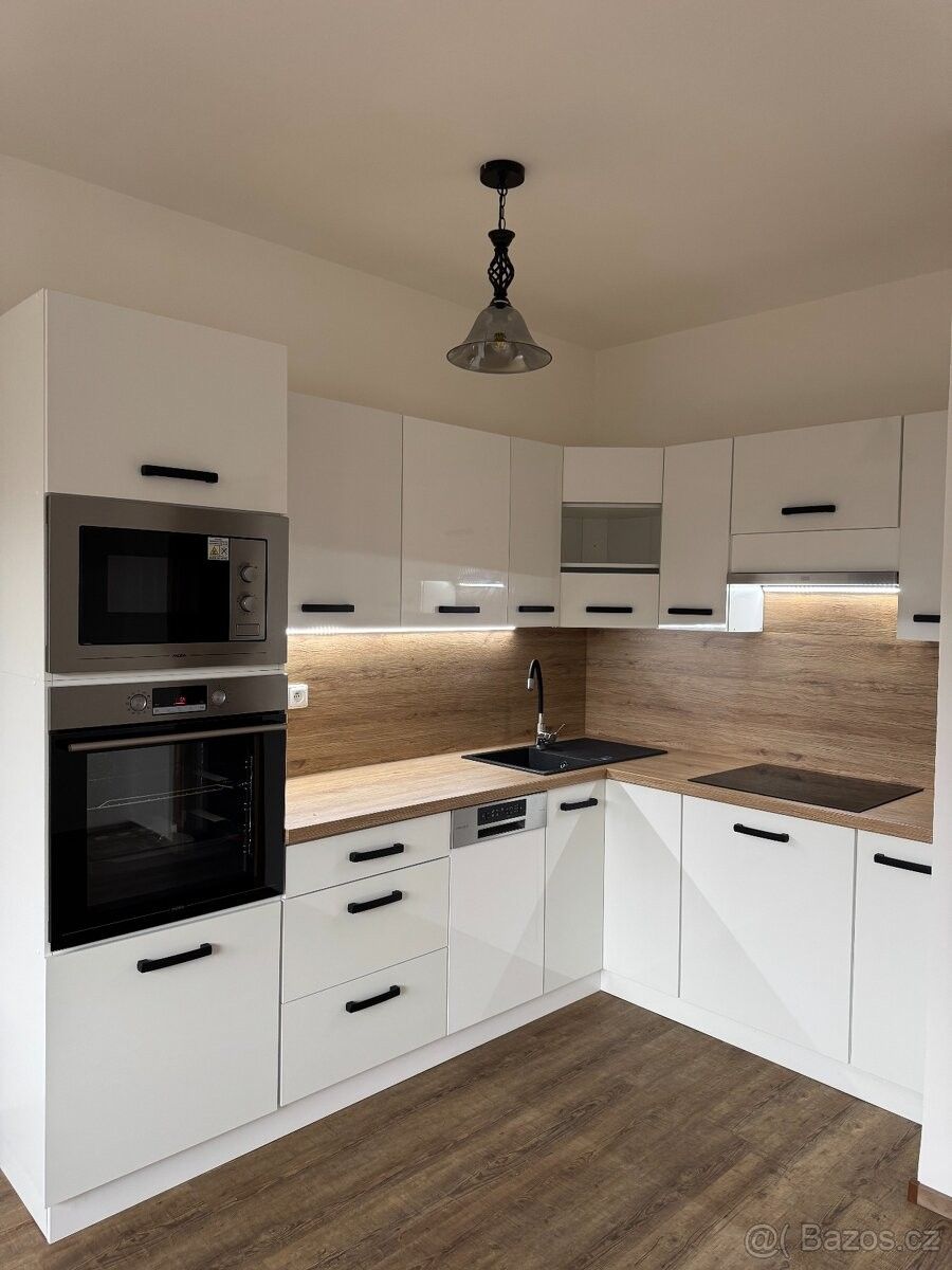 Byty, Liberec, 460 15