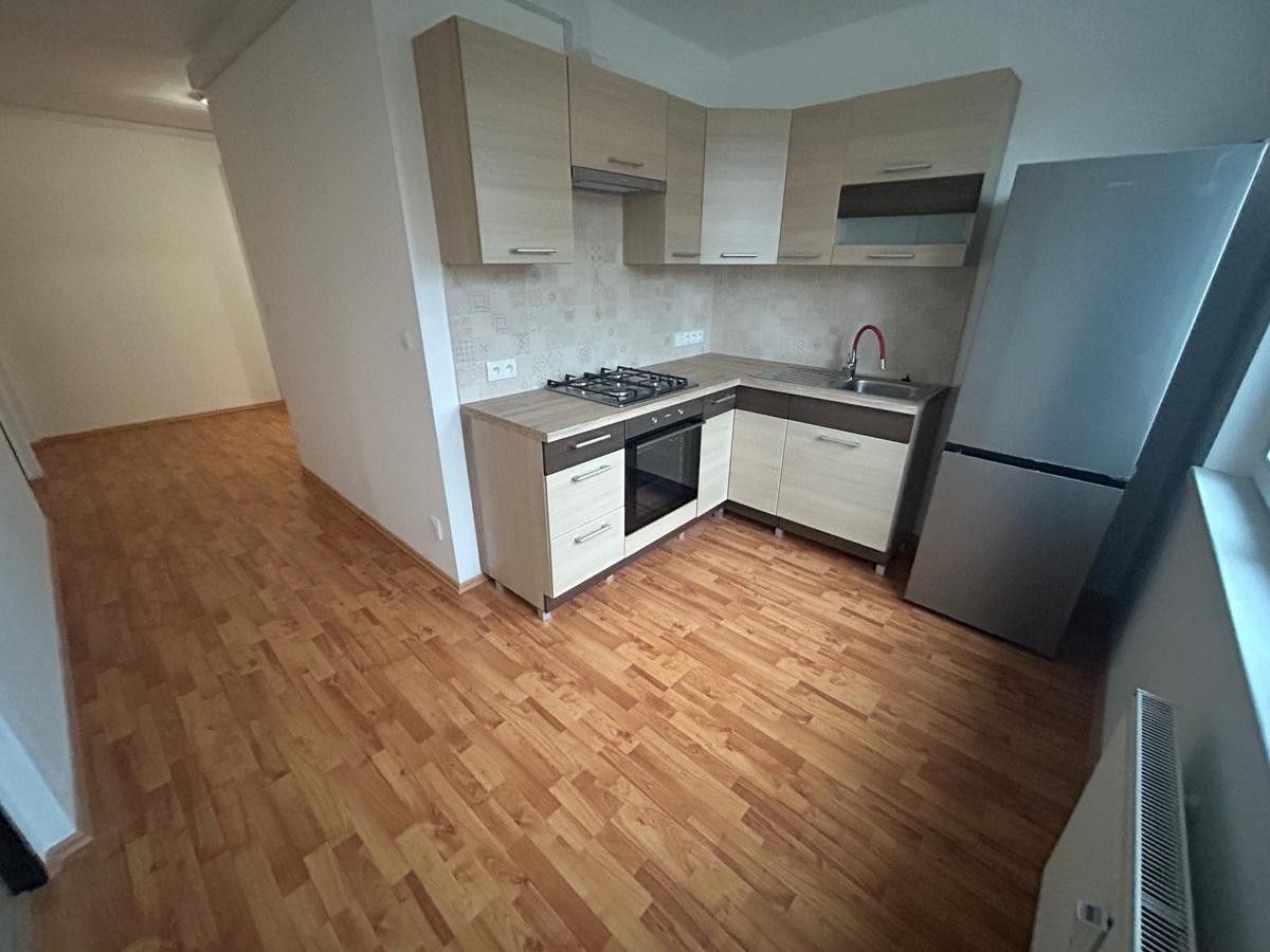 3+1, Nedašovská, Praha, 65 m²