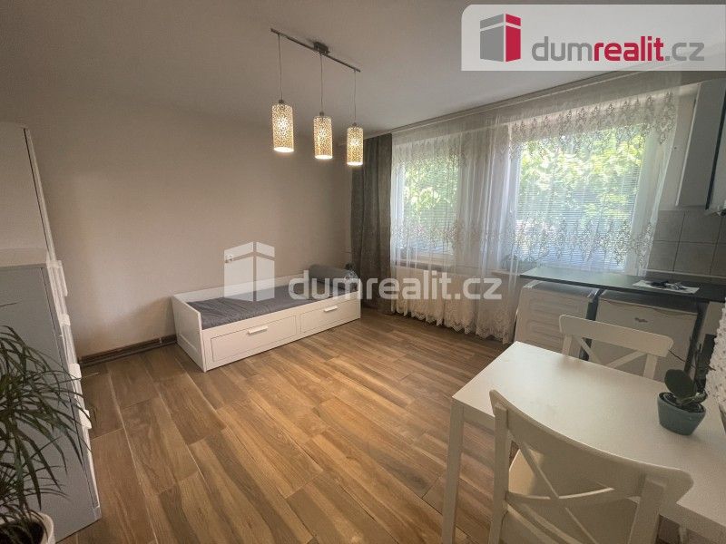 1+kk, Mírová, Velké Bílovice, 25 m²