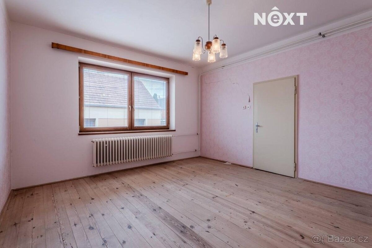 Rodinné domy, Tvrdonice, 691 53