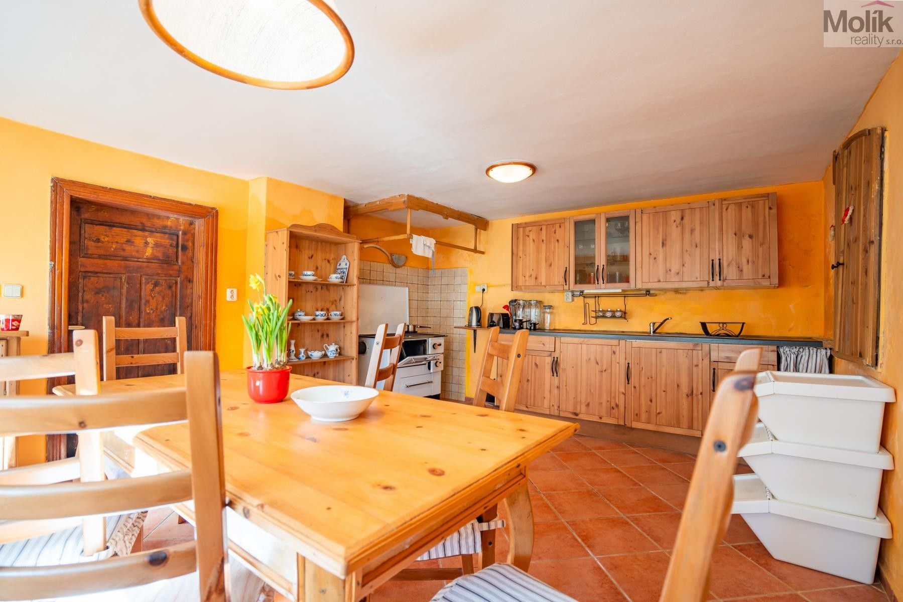 Prodej rodinný dům - Moldava, 380 m²