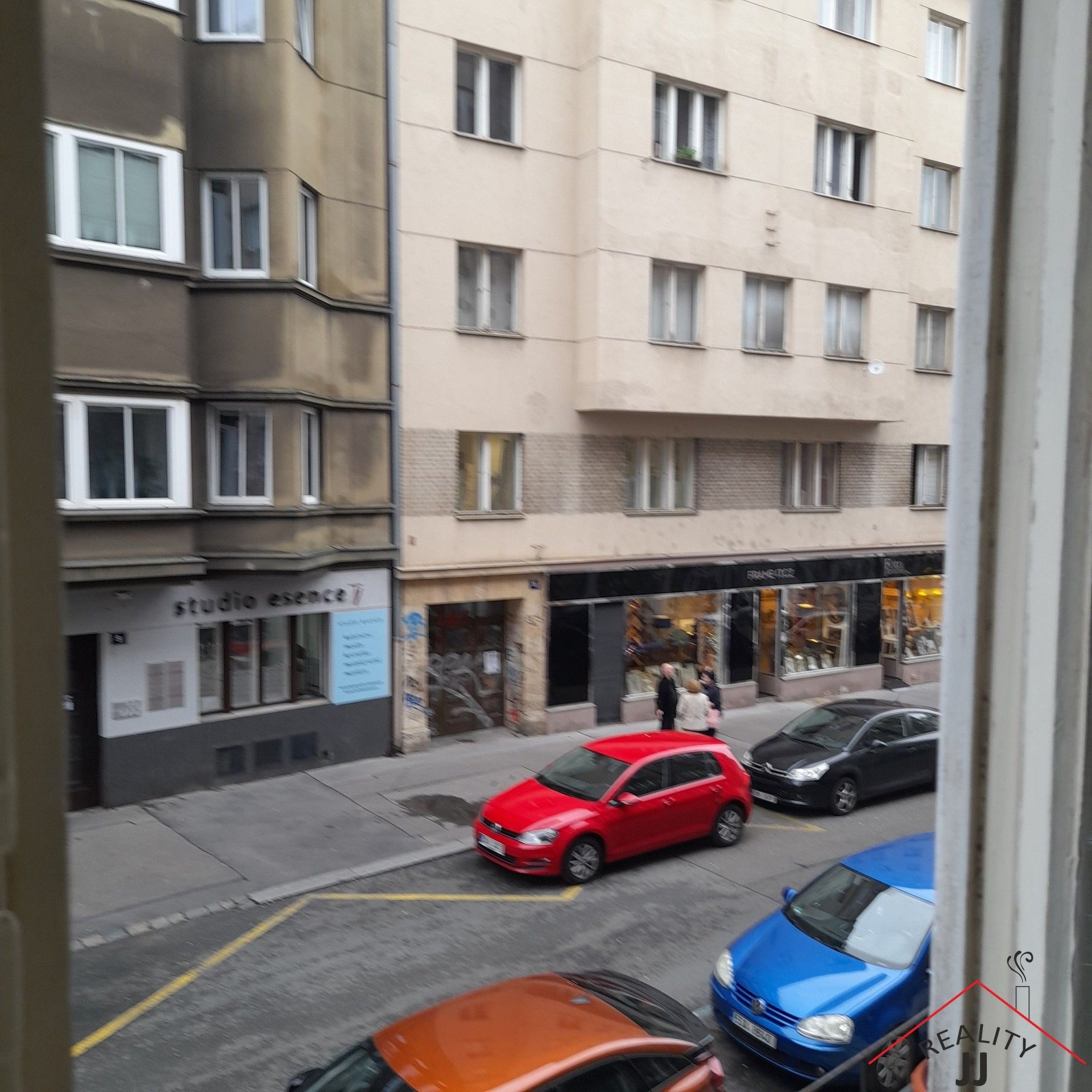 Pronájem byt 1+kk - Veverkova, Praha, 27 m²