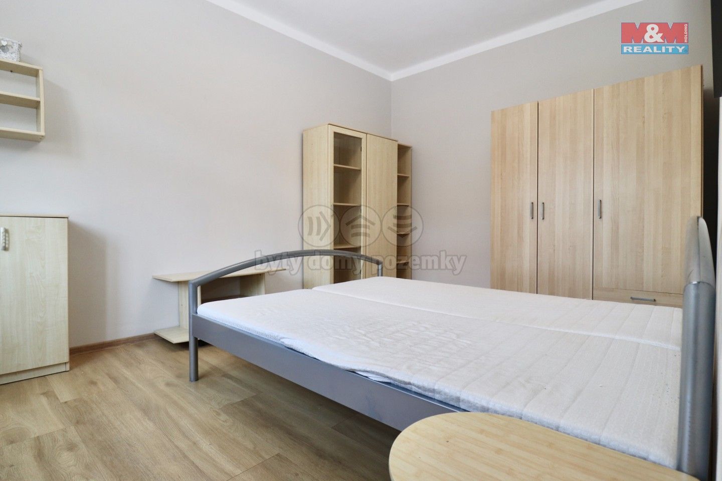 Pronájem byt 2+kk - Vítězná, Karlovy Vary, 43 m²