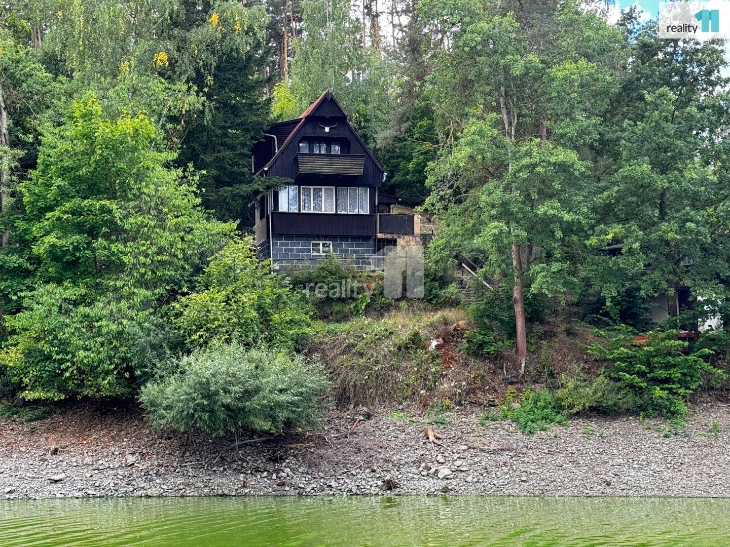 Chaty, Pňovany, 130 m²