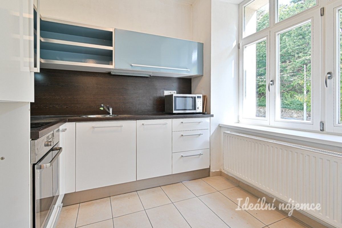 2+kk, Úvoz, Brno, 65 m²