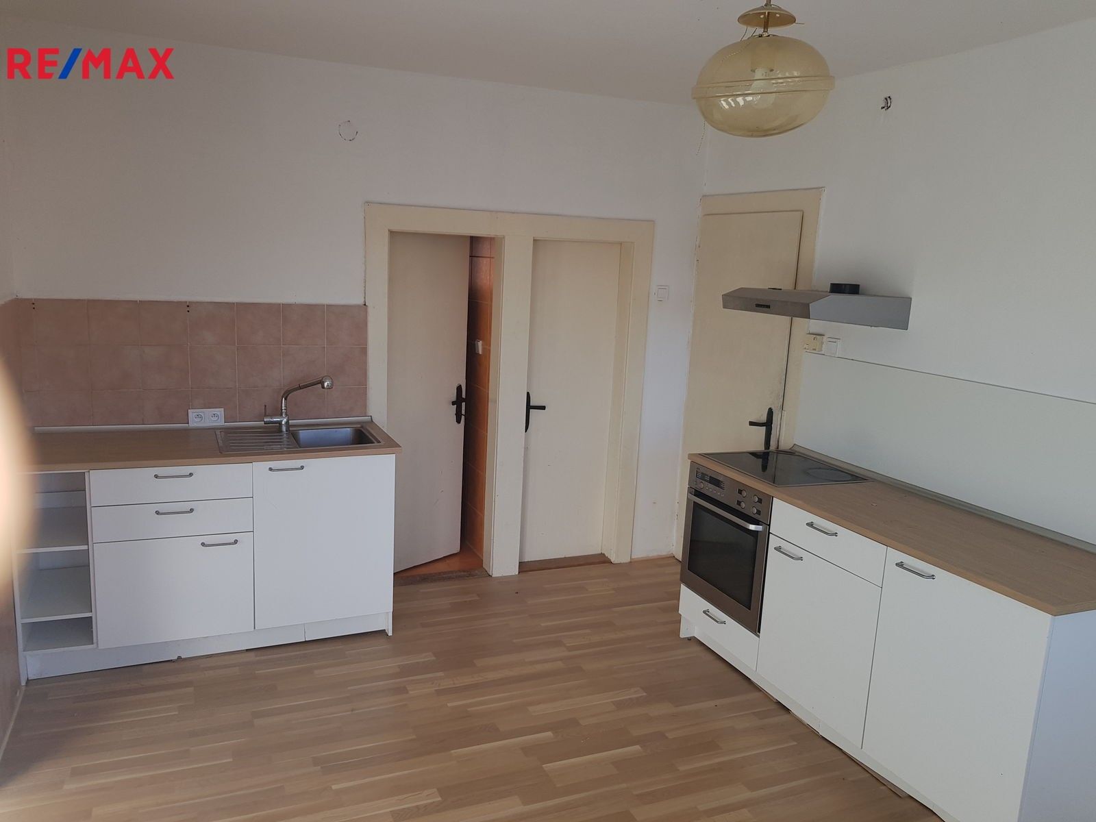 Pronájem byt 3+kk - Spálená, Blatná, 90 m²