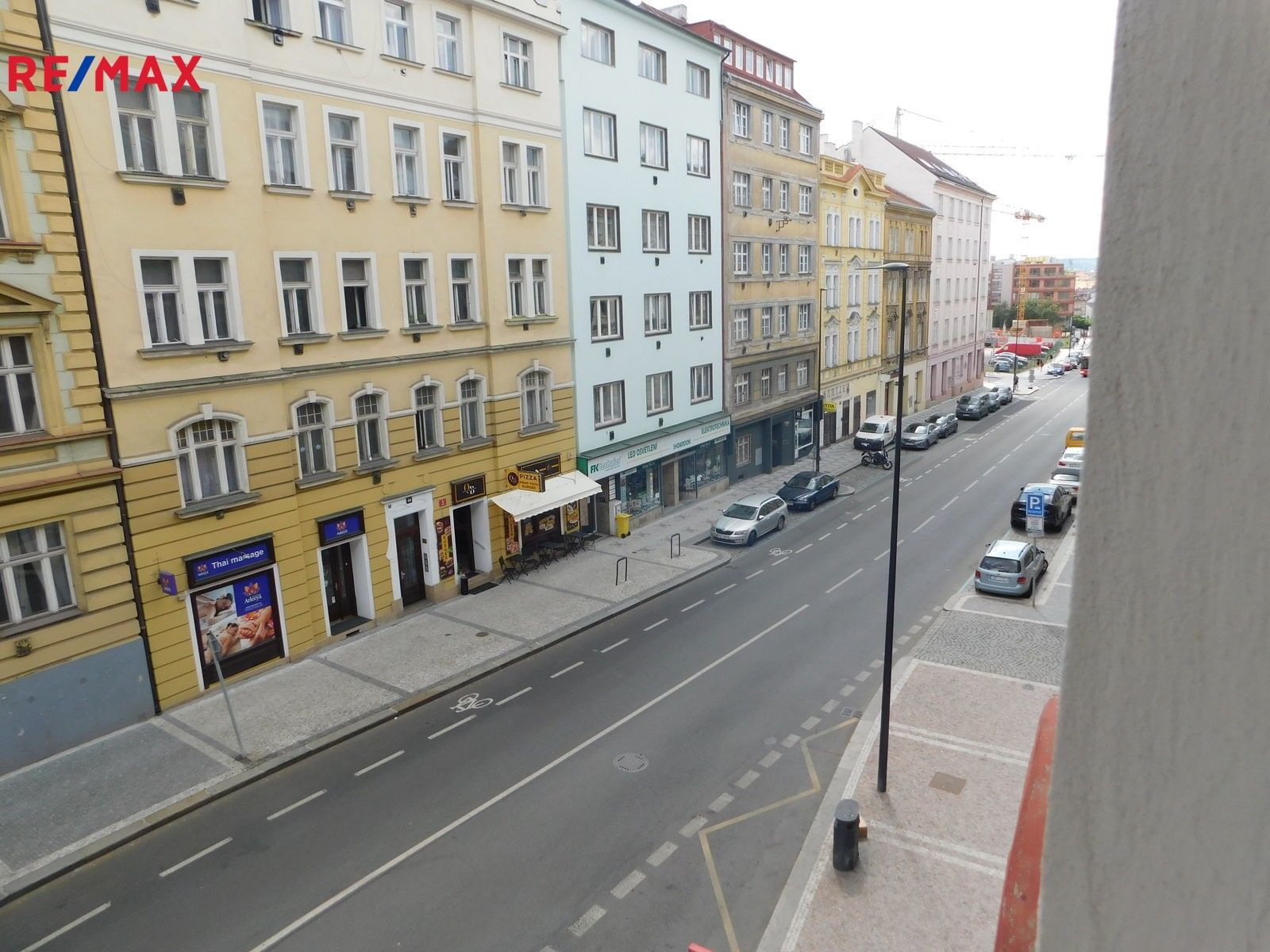 Pronájem byt 2+kk - Hartigova, Praha, 43 m²