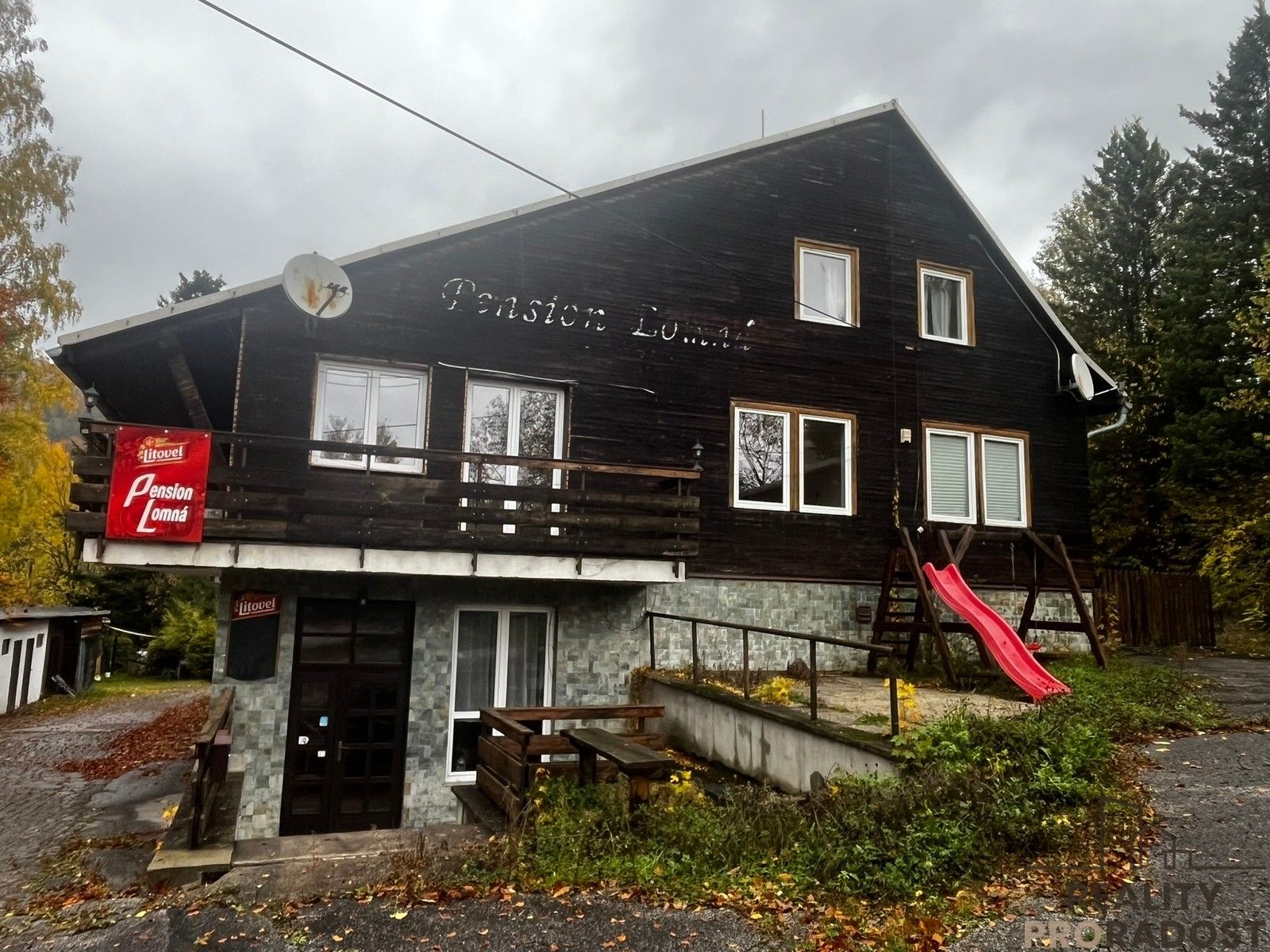 Chaty, Dolní Lomná, 630 m²