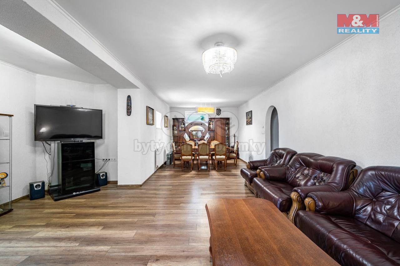 Prodej rodinný dům - Bezdrevská, Praha, 450 m²