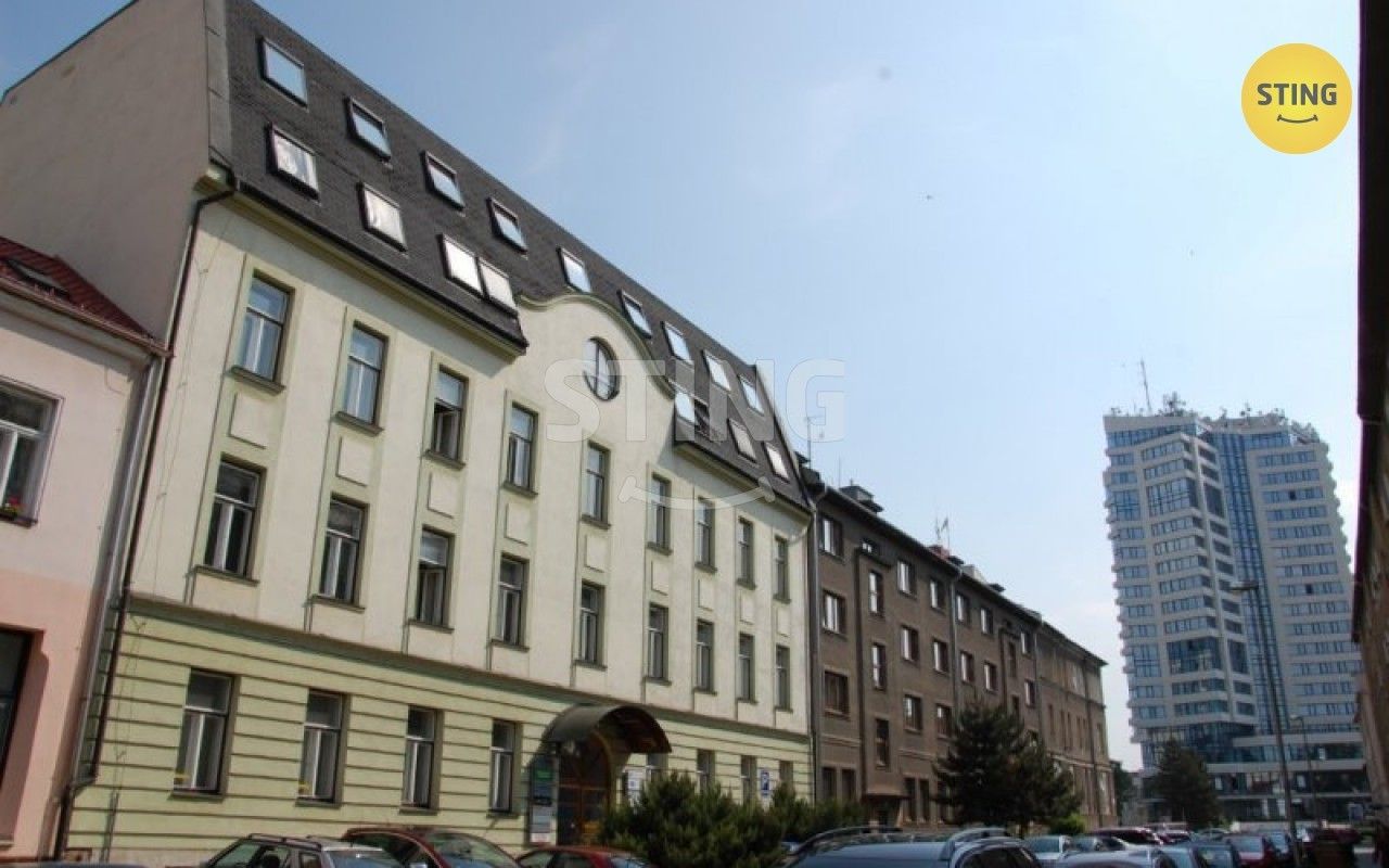 Pronájem kancelář - Jungmannova, Olomouc, 21 m²