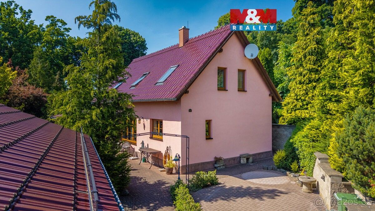 Rodinné domy, Česká Kamenice, 407 21