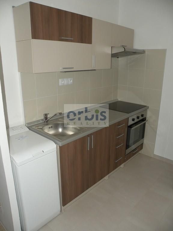 Pronájem byt 1+kk - M. Švabinského, Kladno, 34 m²