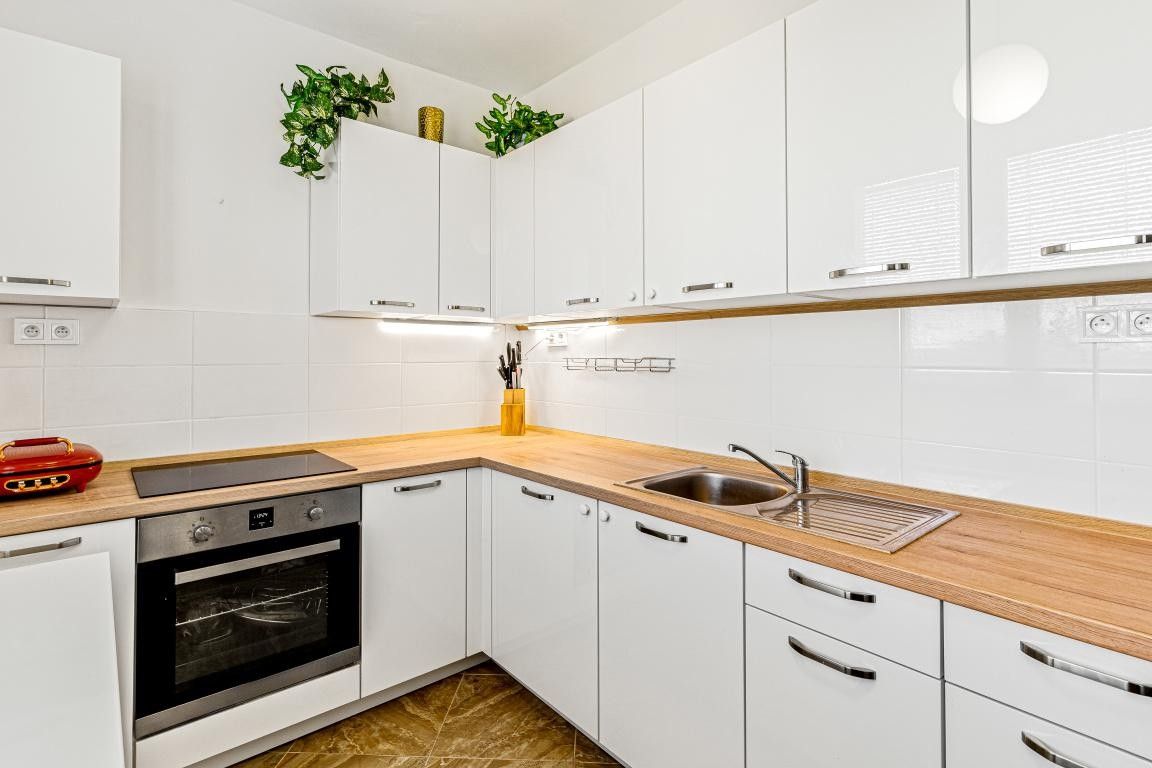 Prodej byt 2+1 - Brunclíkova, Praha, 55 m²