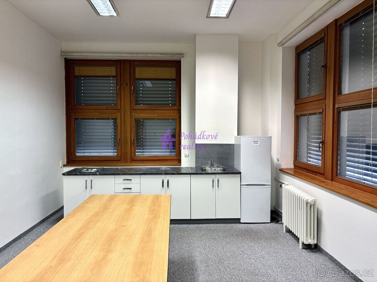 Obchodní prostory, Olomouc, 779 00