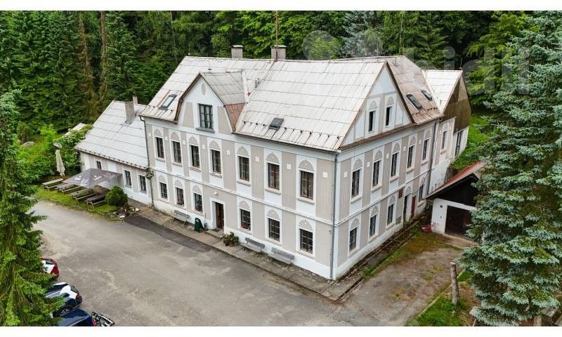 Ubytovací zařízení, Blatce, 650 m²