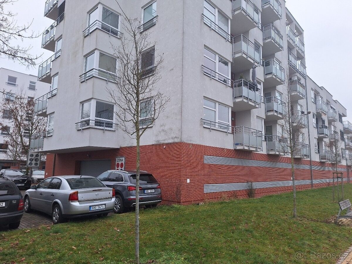 Byty, Hradec Králové, 500 09