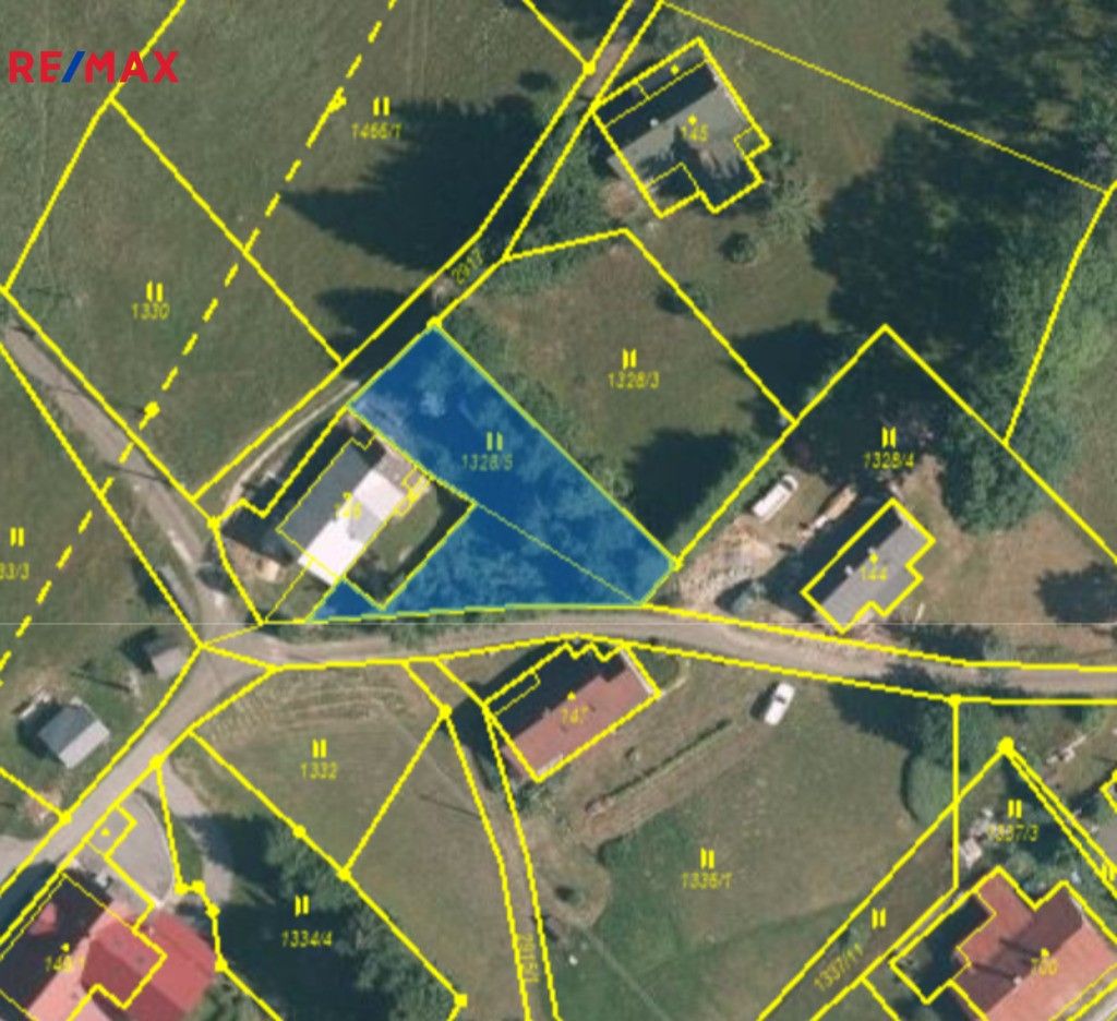 Prodej pozemek - Kořenov, 586 m²