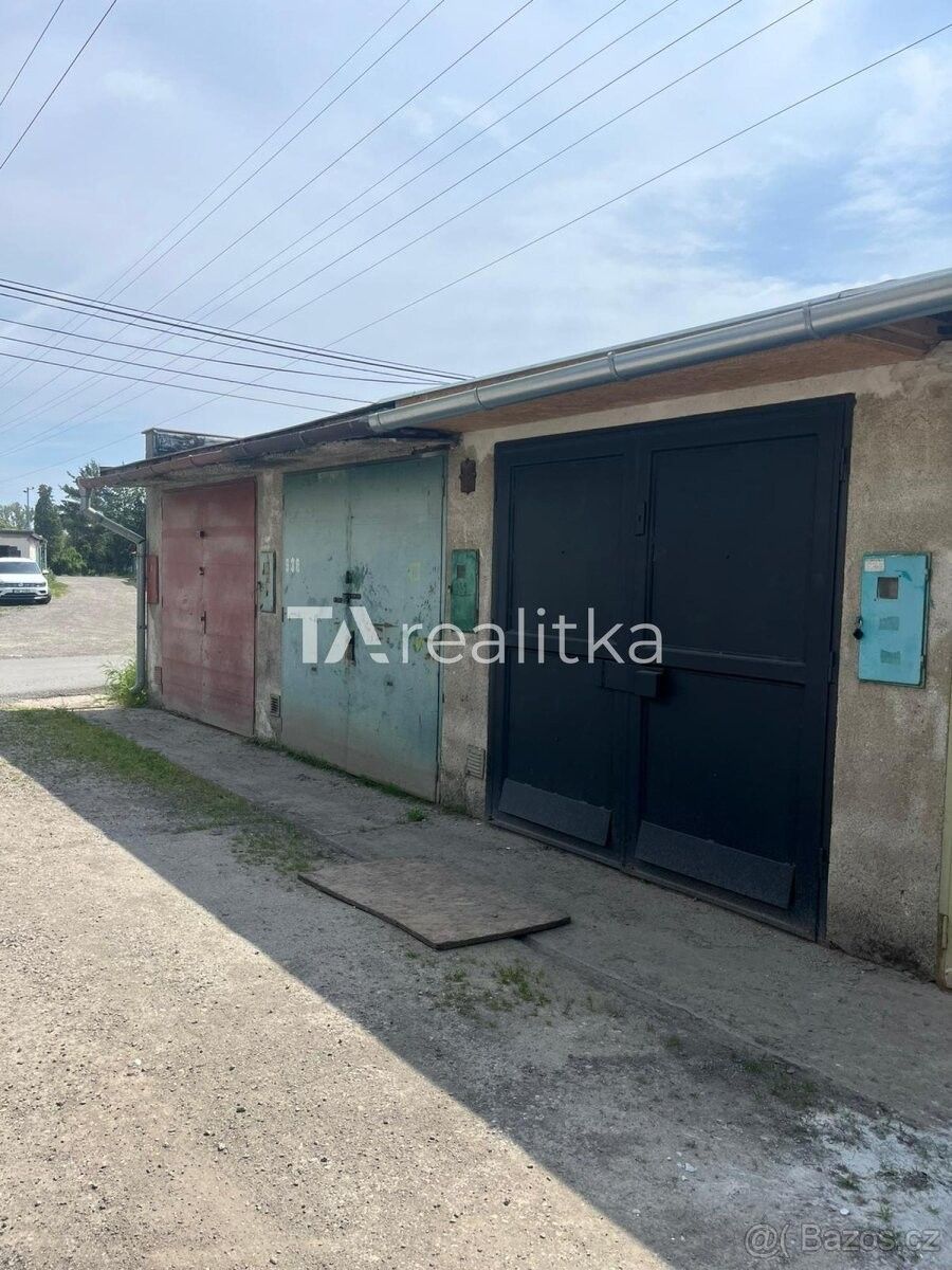 Garáže, Ostrava, 709 00