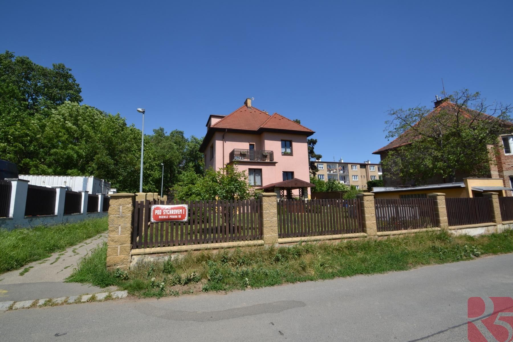 Ostatní, Štiřínská, Praha, 300 m²