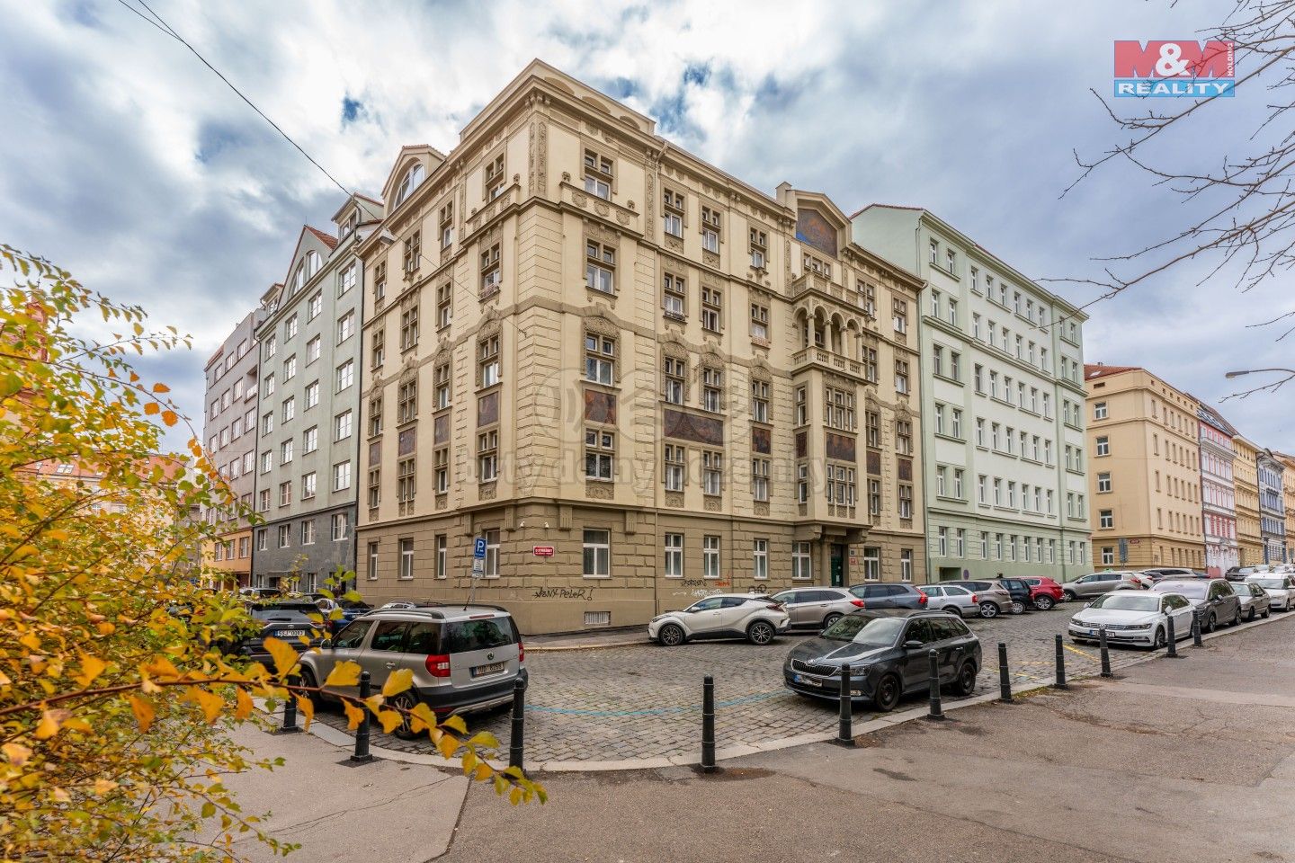 3+kk, U studánky, Praha, 78 m²