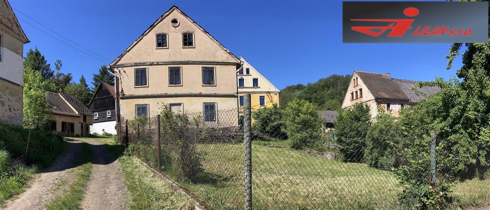 Prodej dům - Zubrnice, 350 m²