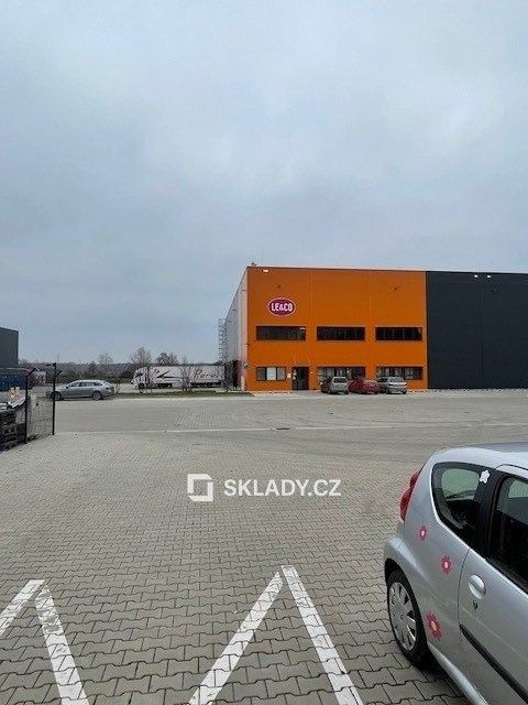 Pronájem sklad - Zápy, 2 600 m²