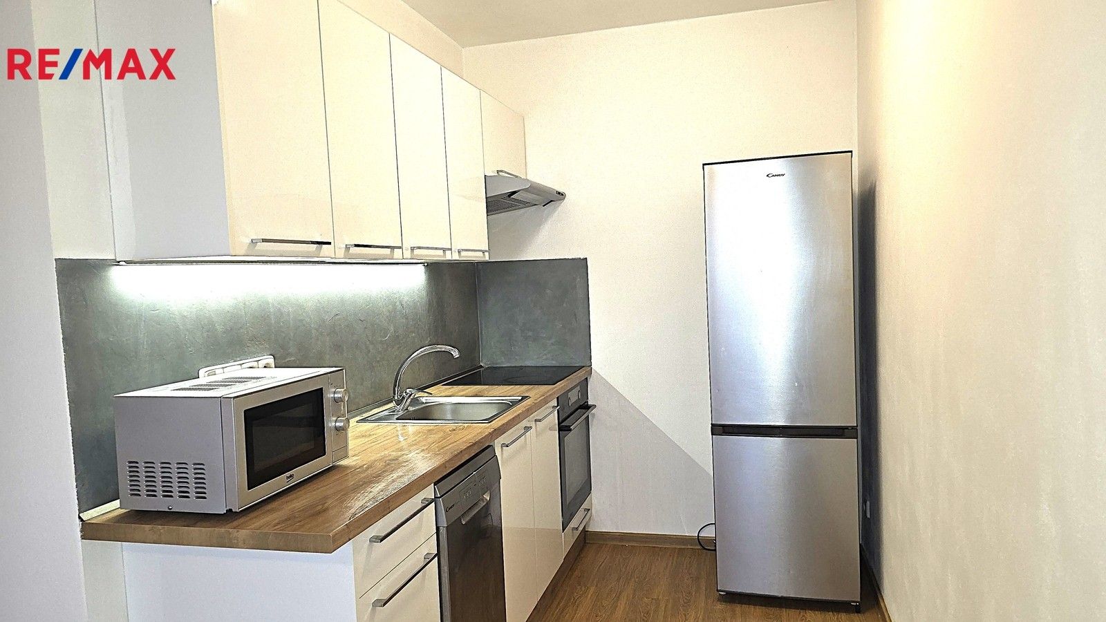 2+kk, Studentská, Mělník, 49 m²