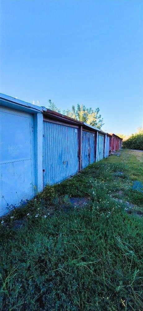 Garáže, Most, 434 01