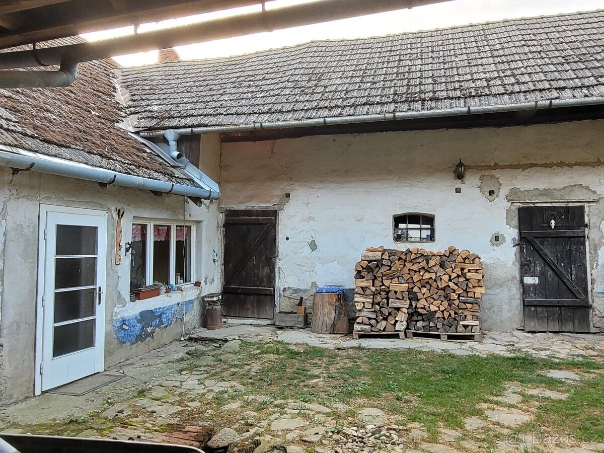 Chaty, Bystřice pod Hostýnem, 768 61, 2 454 m²