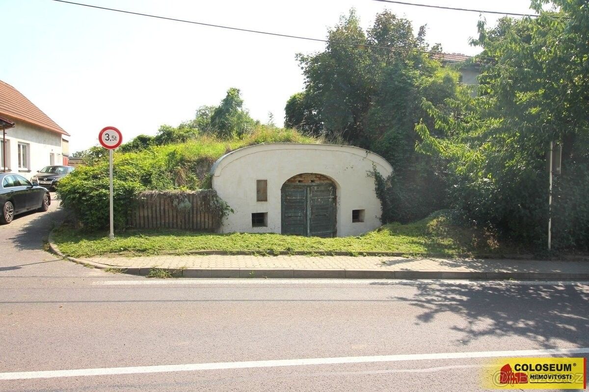 Ostatní, Hrušovany nad Jevišovkou, 671 67